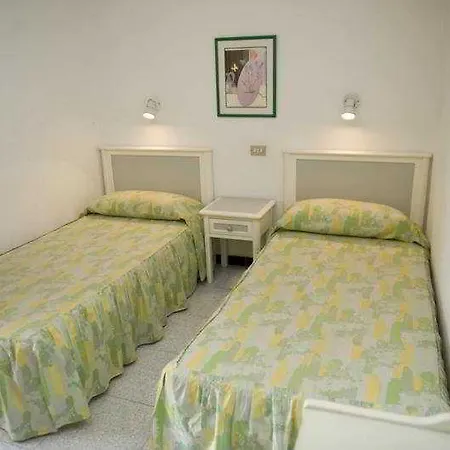 Calypso Hotel 3*